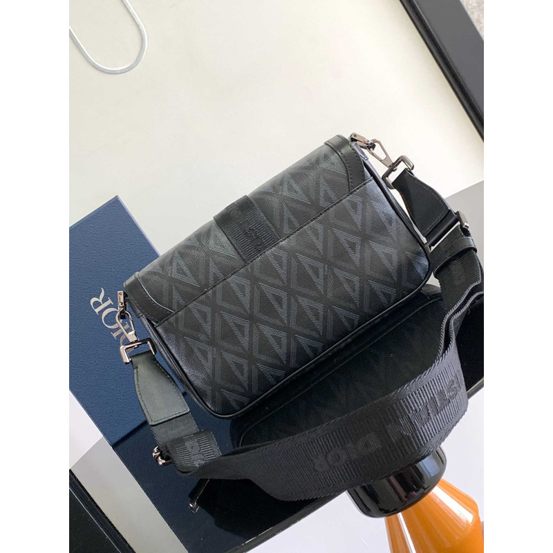 D*or hit the road bag with strap black cd diamond canvas