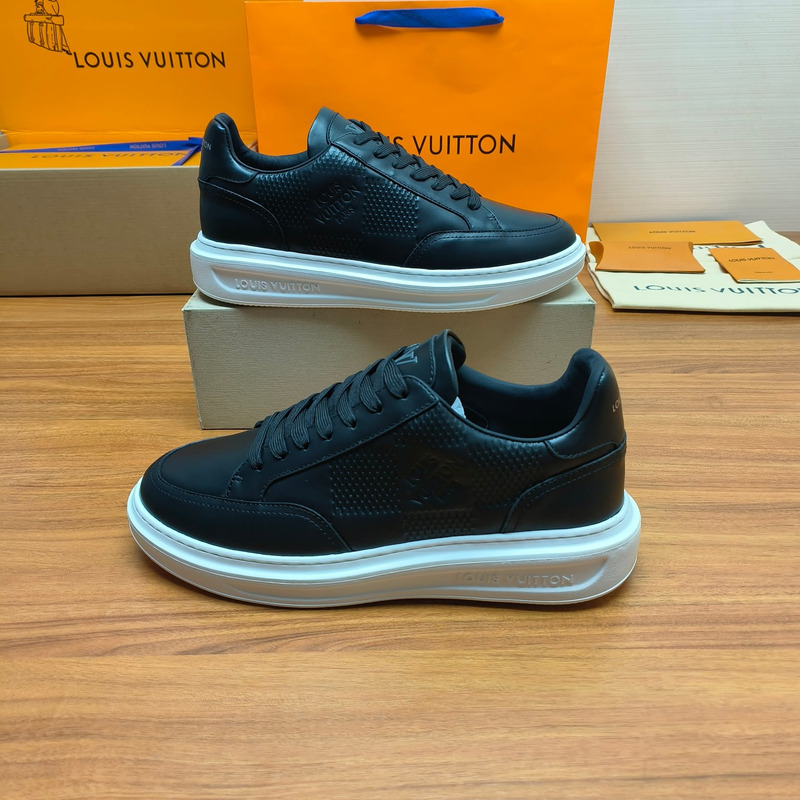 l**is V*t*n beverly hills sneaker black