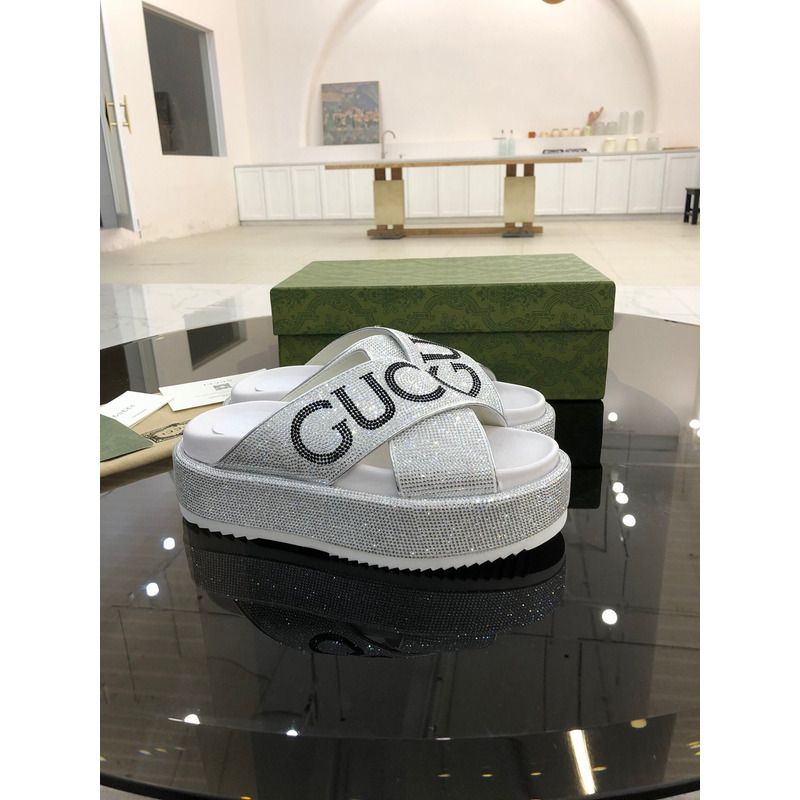 G*u*i diamond shinny platform white