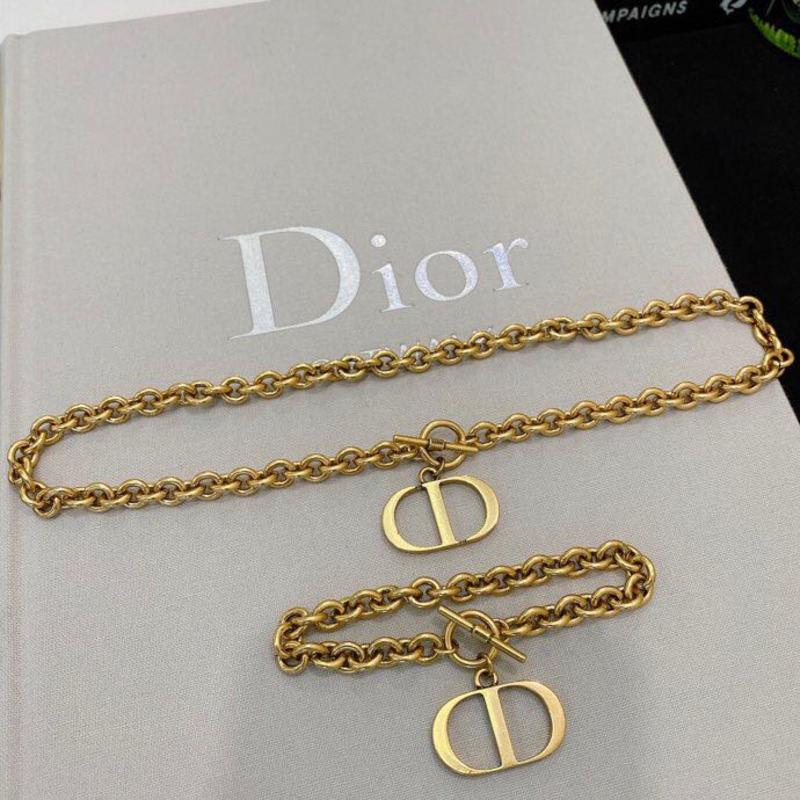 D*or necklace