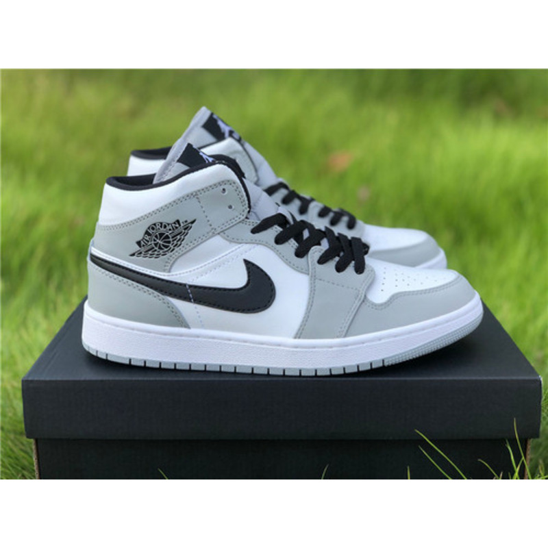 Air Jordan 1 Mid&quotLight Smoke Grey&quot554724 092 Sneakers Men Women