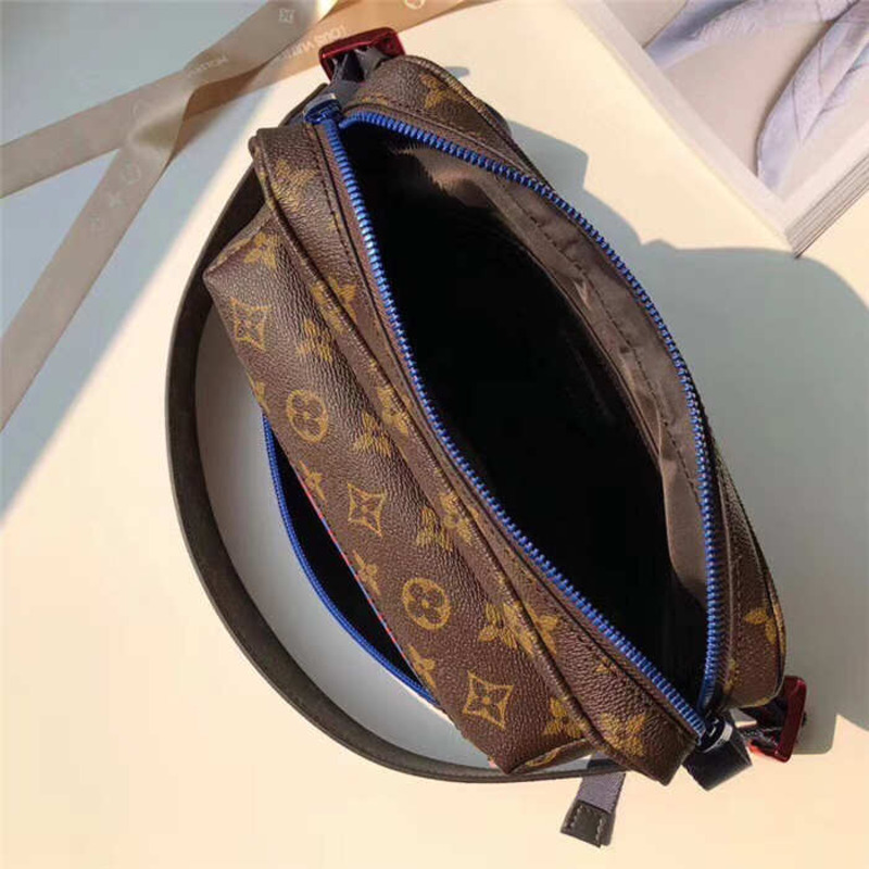 l**is V*t*n monogram messenger pm